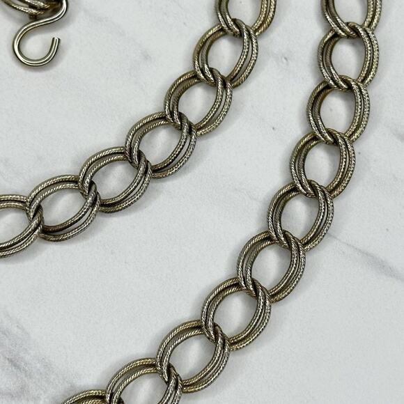 Gold Tone Textured Chain Link Belt Double Hook One Size Y2K ✨ - Picture 4 of 10